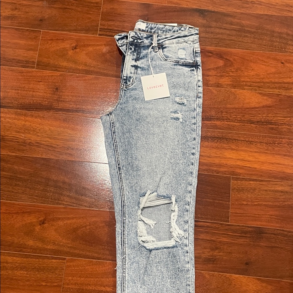 Vervet Women’s Distressed Light Wash High Rise Straight Jeans Size 30/11. NWT! - Picture 4 of 12